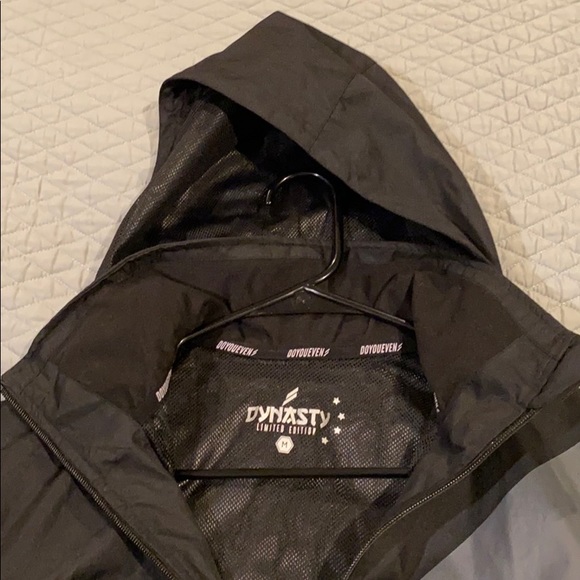 Jacket - Picture 5 of 10